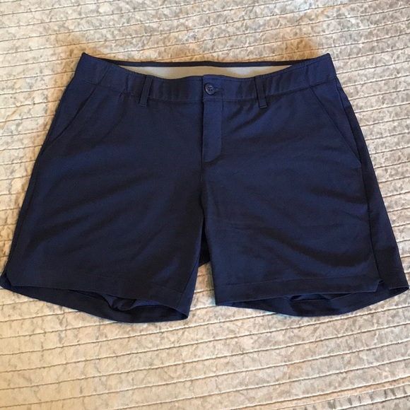 UNDER ARMOUR GOLF SHORT NEW - Picture 1 of 3